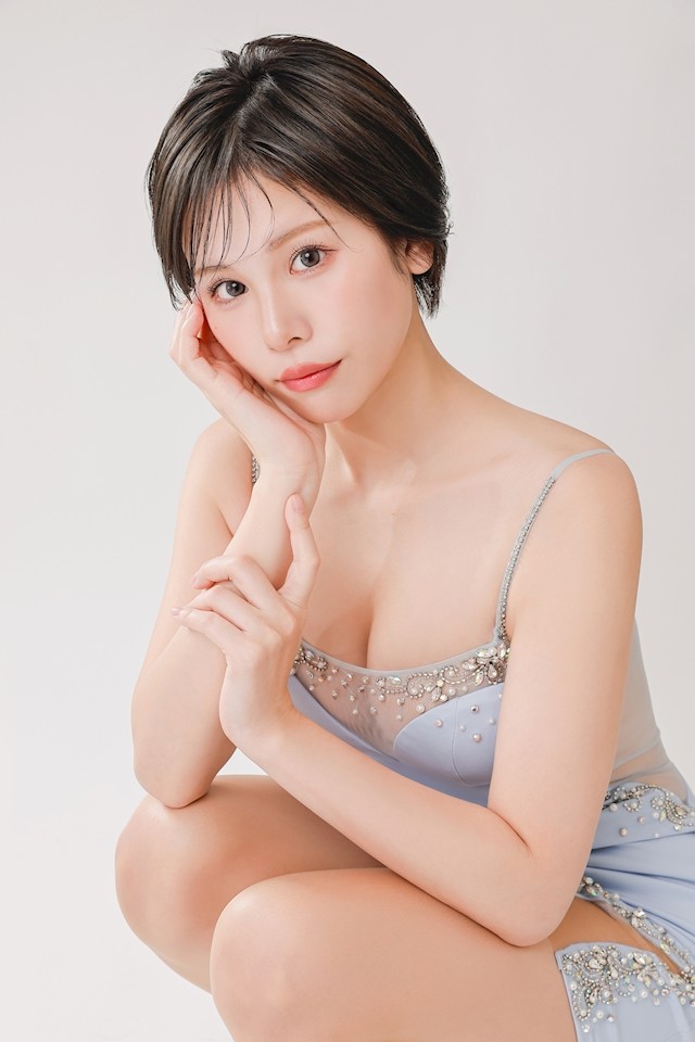 亜紗倉 しづかプロフィール写真2